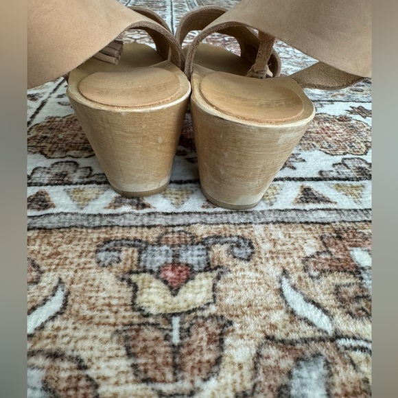 Bryr Clogs - Picture 4 of 8